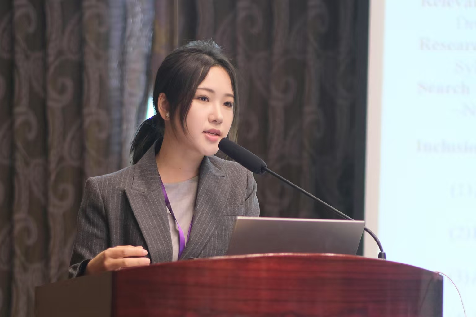 Yansi Ritchie About – YanciWebsite